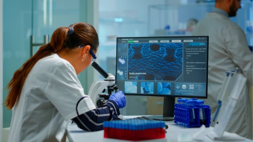 IVF Software: Paper Based IVF Tracking vs. Digital Systems: A Fair Comparison